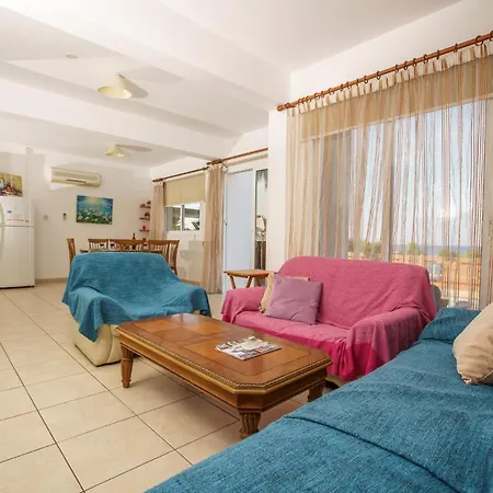 Kangaroo Villa *