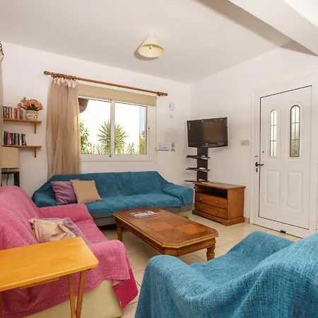 Kangaroo Villa *