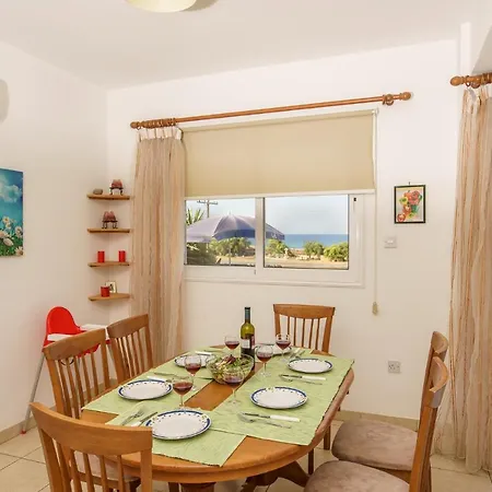 Kangaroo Villa Protaras
